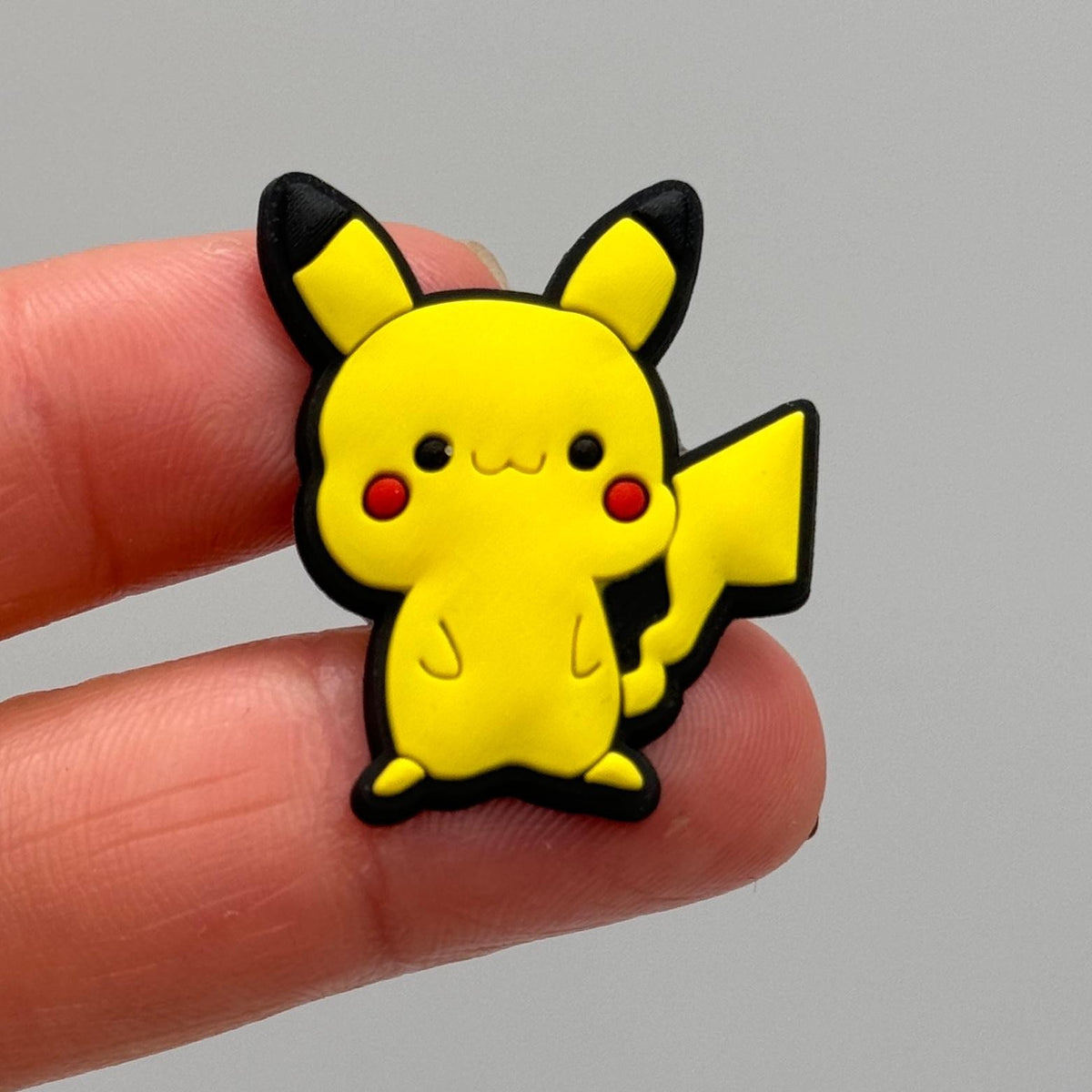 Pokémon pikachu and poké balls shoe charms, set of 8 – photo 11