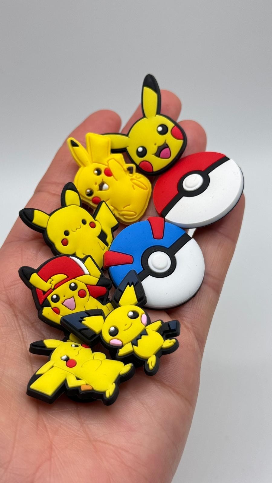 Pokémon pikachu and poké balls shoe charms, set of 8 – photo 3