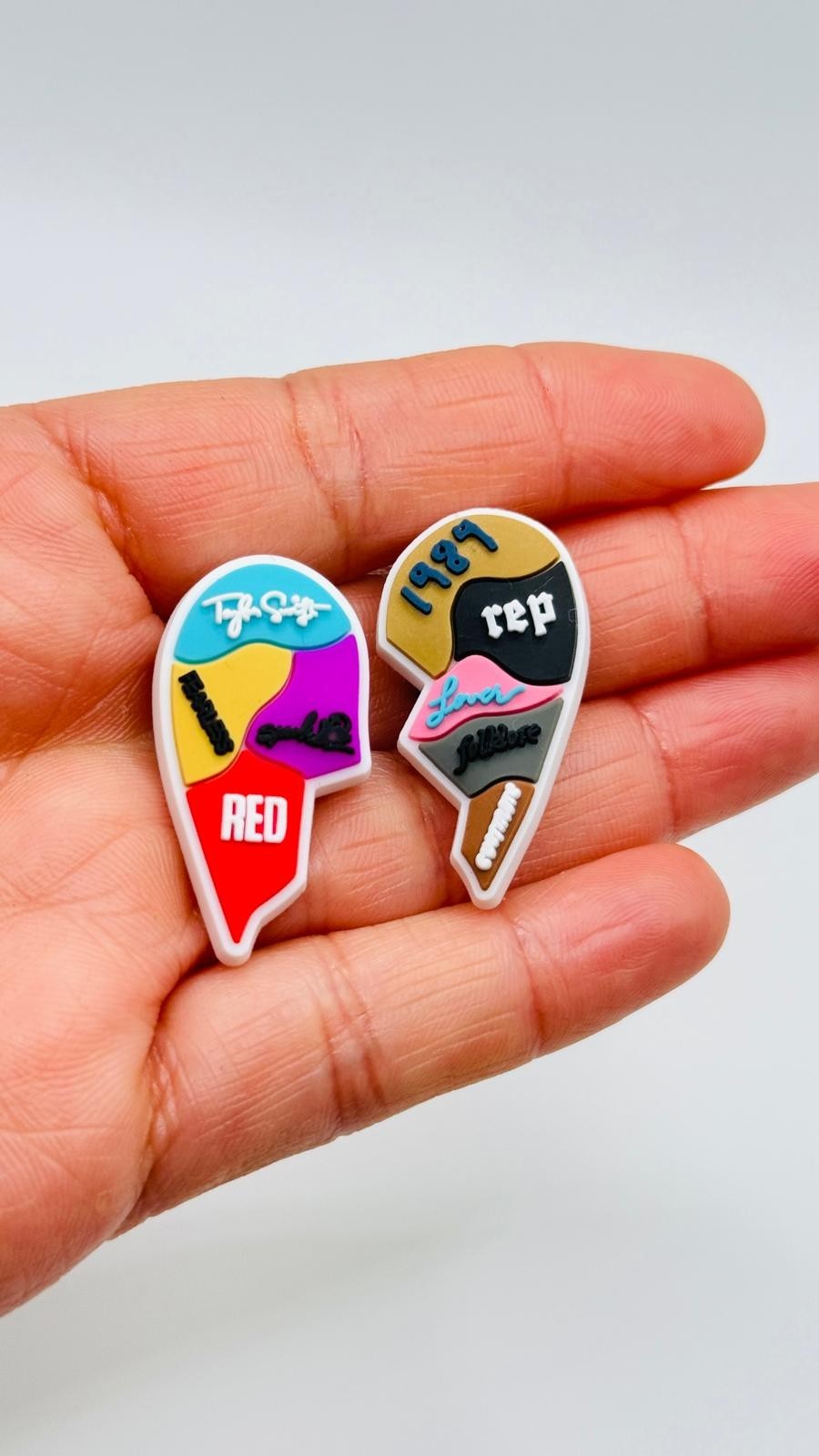 Taylor Swiftie Cover shoe charms, set of 25, for Crocs-style clogs